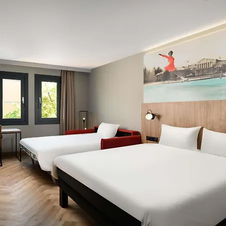 Ibis Budapest Heroes Square-3