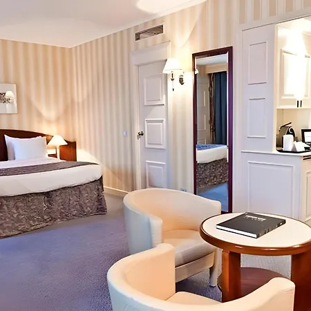 Hotel Le Châtelain-2