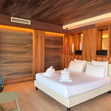 Alevic Hotel Sirmione-3