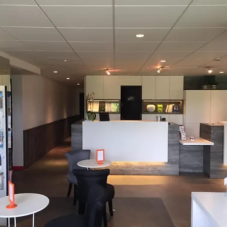 Best Hotel Rouen Est / Val De Reuil-3