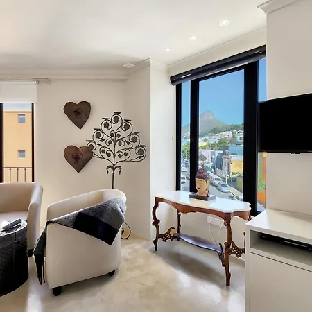 Rouge On Rose Boutique Hotel-3