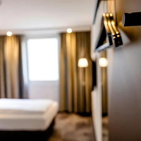 Motel One München Sendlinger Tor-2