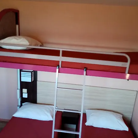 Brit Hotel St-Quentin/Nord-2