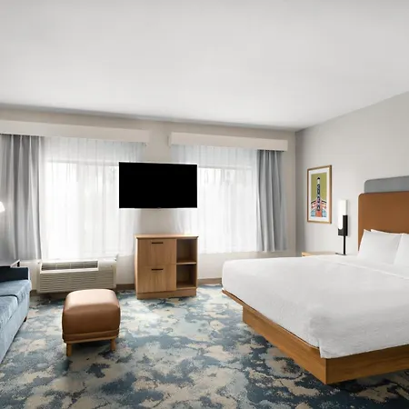 Hampton Inn & Suites Ontario-3
