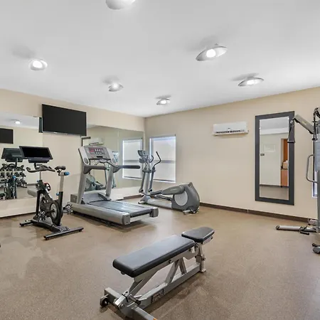 Best Western Plus Fresno Airport Hotel-3