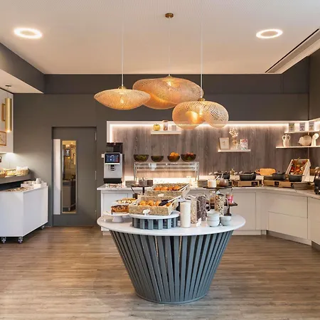 Novotel Suites Luxembourg-3