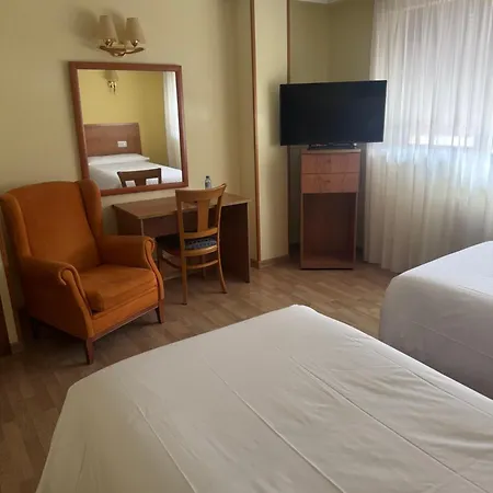 Hostal El Volante-2