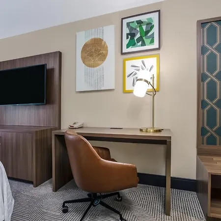 Holiday Inn Quincy By Ihg-3