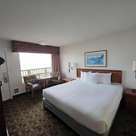 Seagrass Oceanfront Inn-3