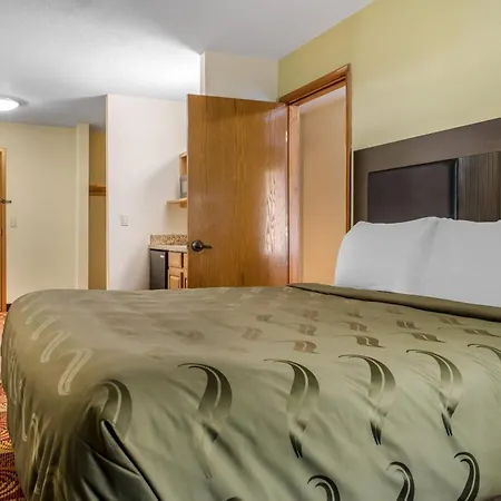 Quality Inn Bloomington Near University-2
