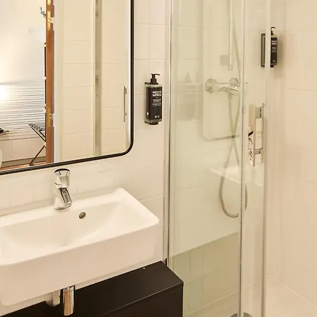 ibis Styles Paris Poissy-3