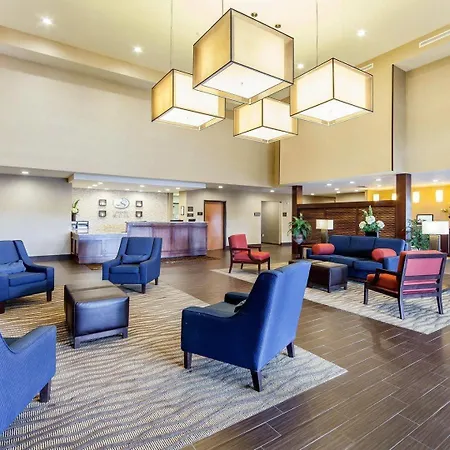 Comfort Suites Marietta-Parkersburg-2