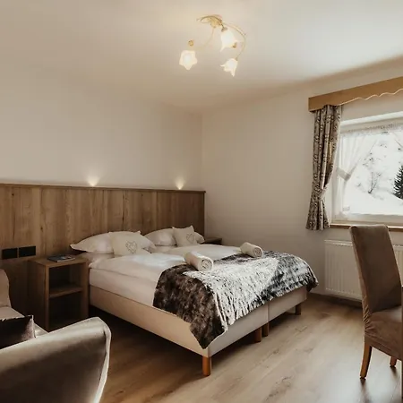 Hotel Monte Cherz-2