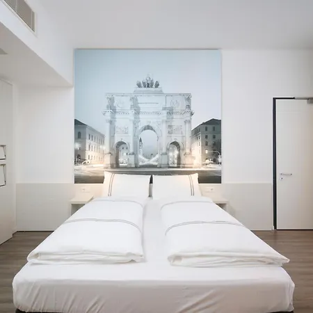 Premier Inn München City West-2