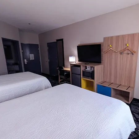 Days Inn & Suites By Wyndham Augusta Near Fort Eisenhower-2