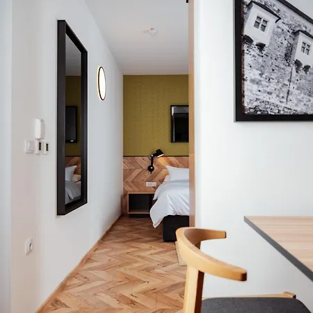 Urban Boutique Hotel Center-3