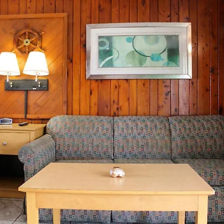 Sea Horse Inn And Cottages-3