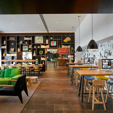 citizenM Paris Gare de Lyon-3