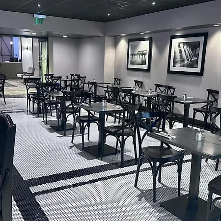 Doubletree By Hilton Newark Penn Station, Nj-2