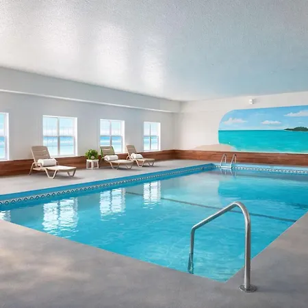 Iron Mountain Inn & Suites Mi Us 2-2