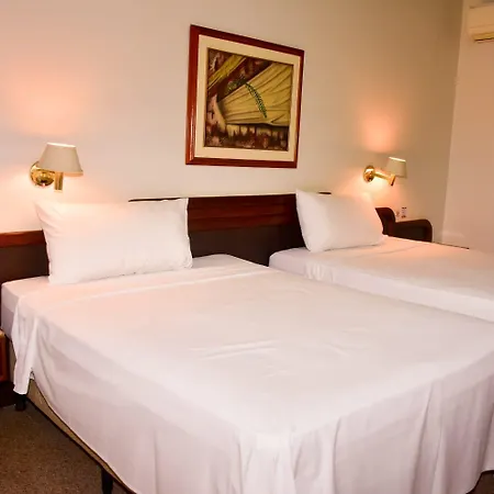 Hotel Oscar Gold-3
