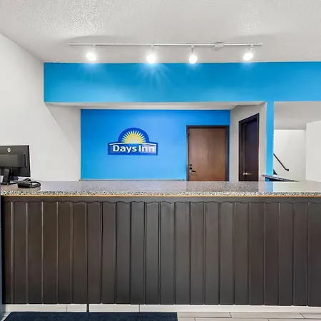 Days Inn By Wyndham Fond Du Lac-3