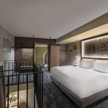Wasserturm Hotel Cologne, Curio Collection By Hilton-3