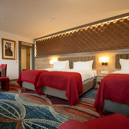 Art Hotel Rotterdam-Fully Renovated-3