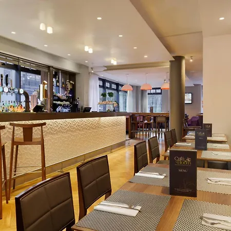 Doubletree By Hilton London Angel Kings Cross-2
