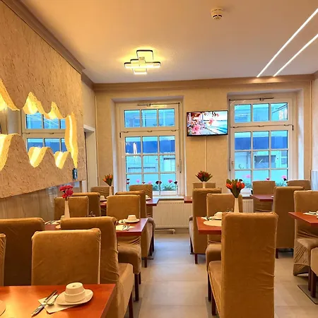 Hotel Condor-3