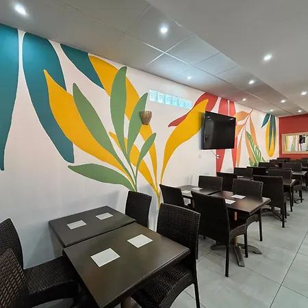 Hotel Myriam Vias Plage-3