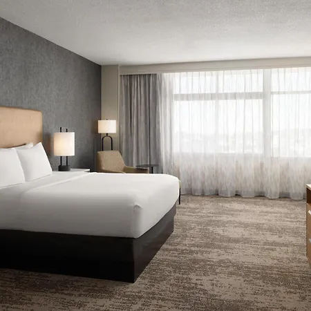 Embassy Suites By Hilton At Hot Springs Convention Center-2