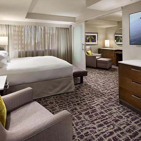 Hilton Long Beach Hotel-3