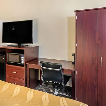 Quality Inn Overland Park Kansas City-3