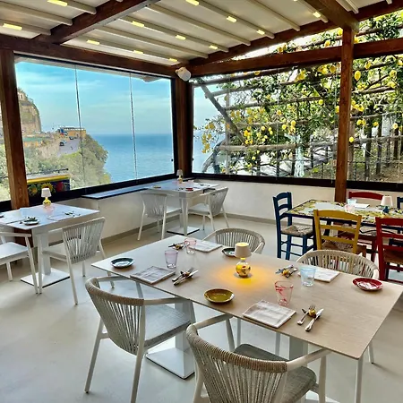 Hotel La Pergola-3