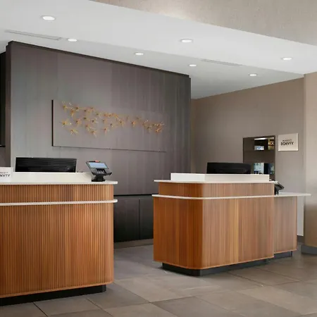 Courtyard By Marriott New Orleans Metairie-3