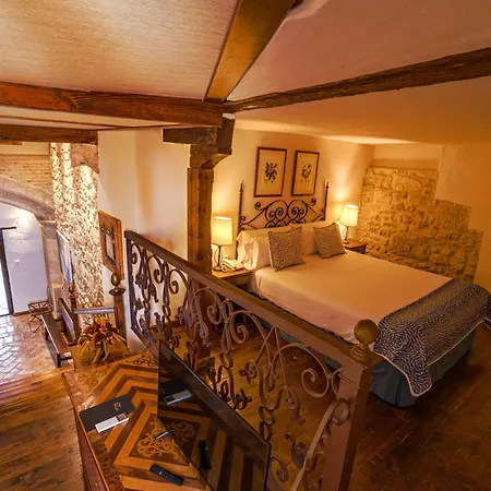 Hotel Real Monasterio de San Zoilo-2