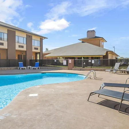 Quality Suites Hickory South-2