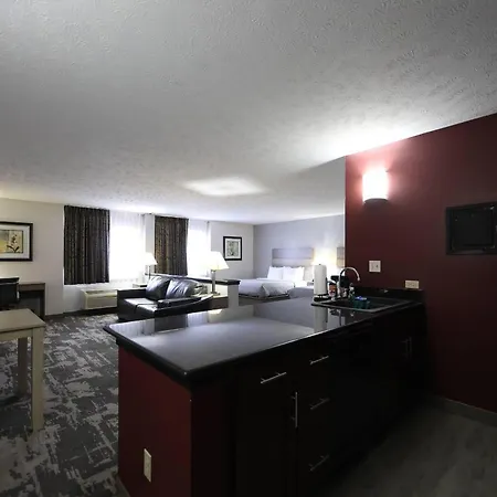 Quality Inn & Suites Mattoon South-2
