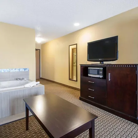 Comfort Suites Wisconsin Dells Area-2