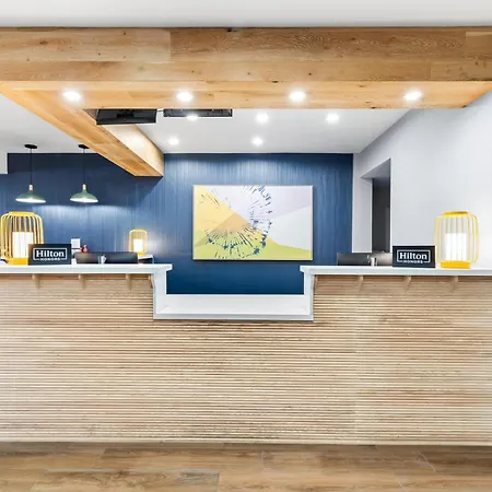 Spark By Hilton Redlands-3