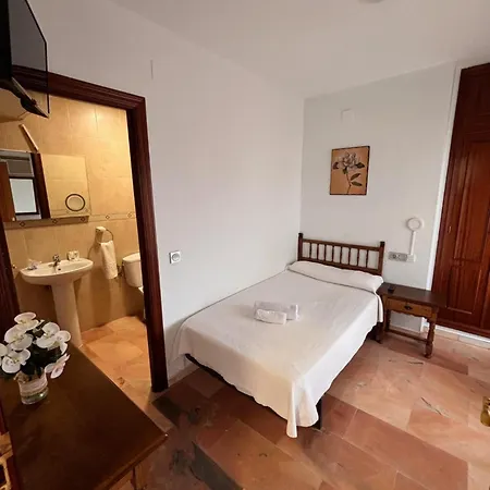 Hostal Los Amigos-3