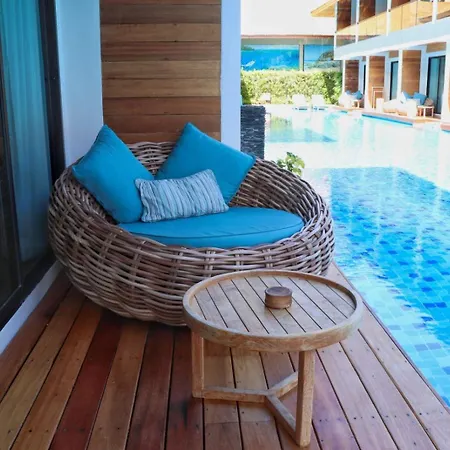 Akira Lipe Resort-3
