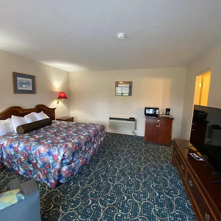 Economy Lodge 682 Main St Sturbridge-3