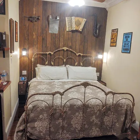 The Blue60 Marigny Inn-2