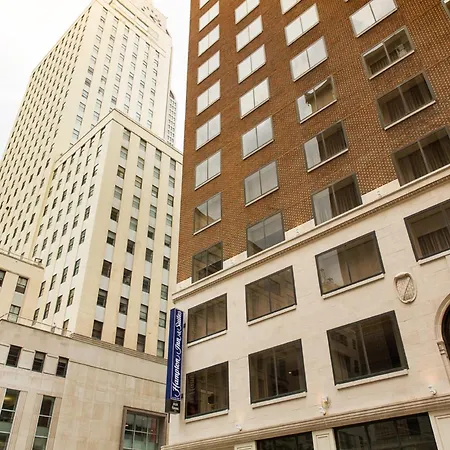 Hampton Inn & Suites Dallas Downtown-2