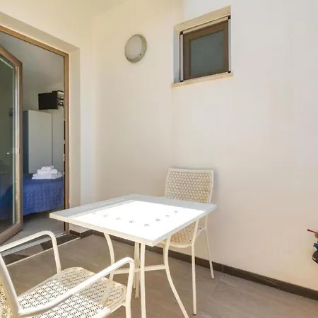 Maresidence - Appartamenti vicino la spiaggia by BarbarHouse-3