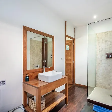Orora Bungalows Batu Bolong Canggu-2