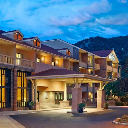 Glenwood Hot Springs Resort-3