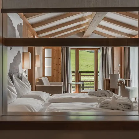 Hotel Emmy - Five Elements-2